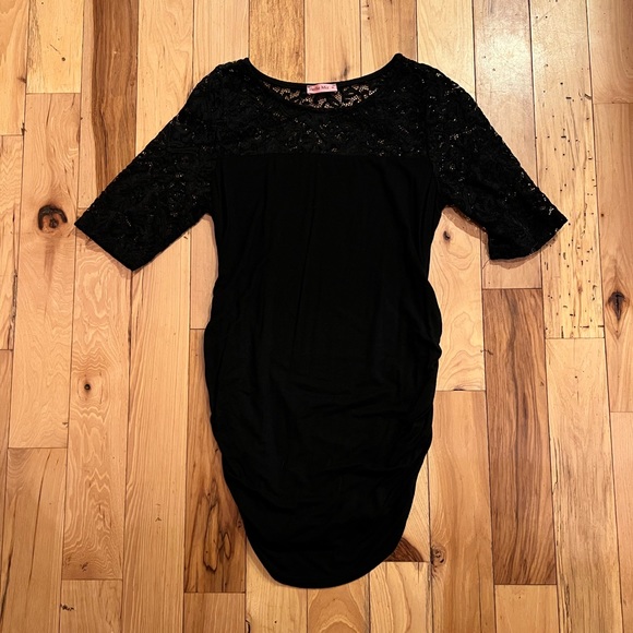 Black Maternity Tee - Picture 1 of 4